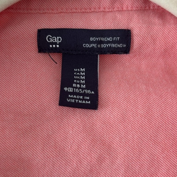 GAP | Boyfriend Fit 100% cotton button
Down Pink Shirt size medium - Picture 2 of 3
